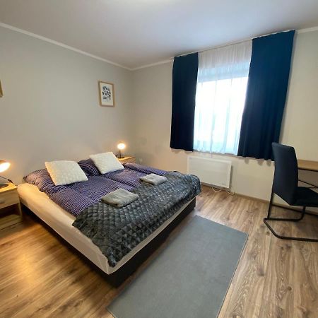 Hotelik Nad Zalewem 10 Km Od Legnicy Legnica Ngoại thất bức ảnh