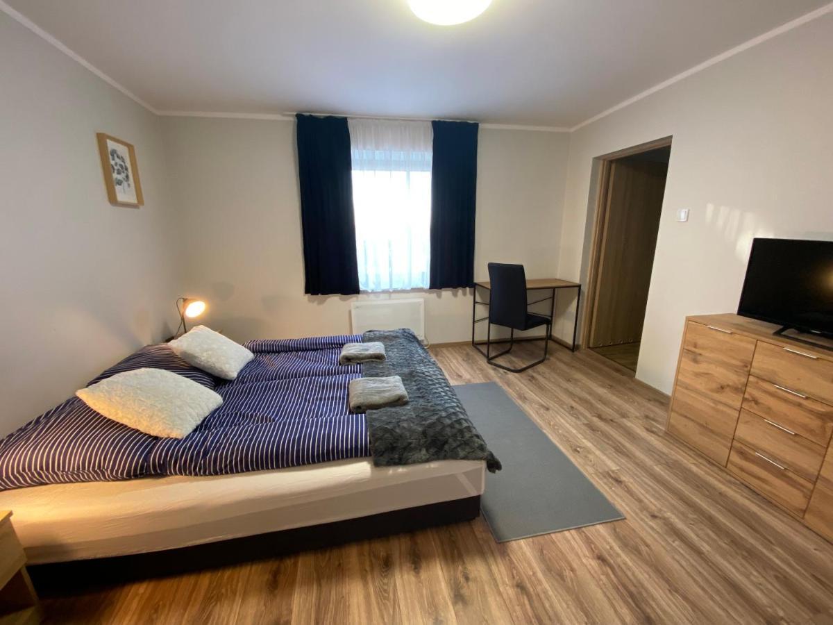 Hotelik Nad Zalewem 10 Km Od Legnicy Legnica Ngoại thất bức ảnh